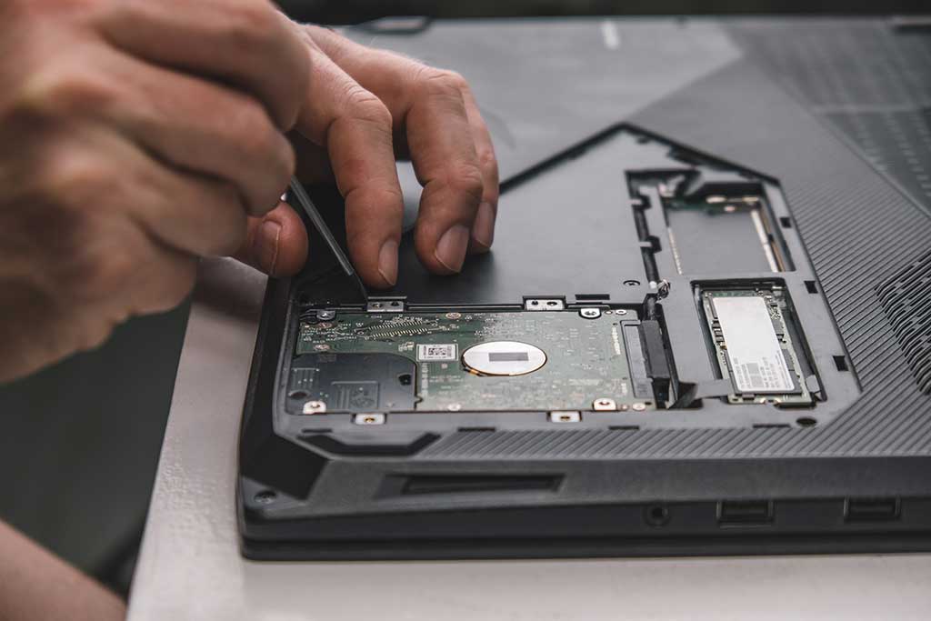 laptop repair at BassaniTech