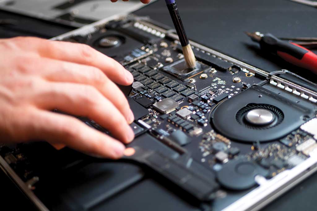 laptop cleaning and repair at BassaniTech